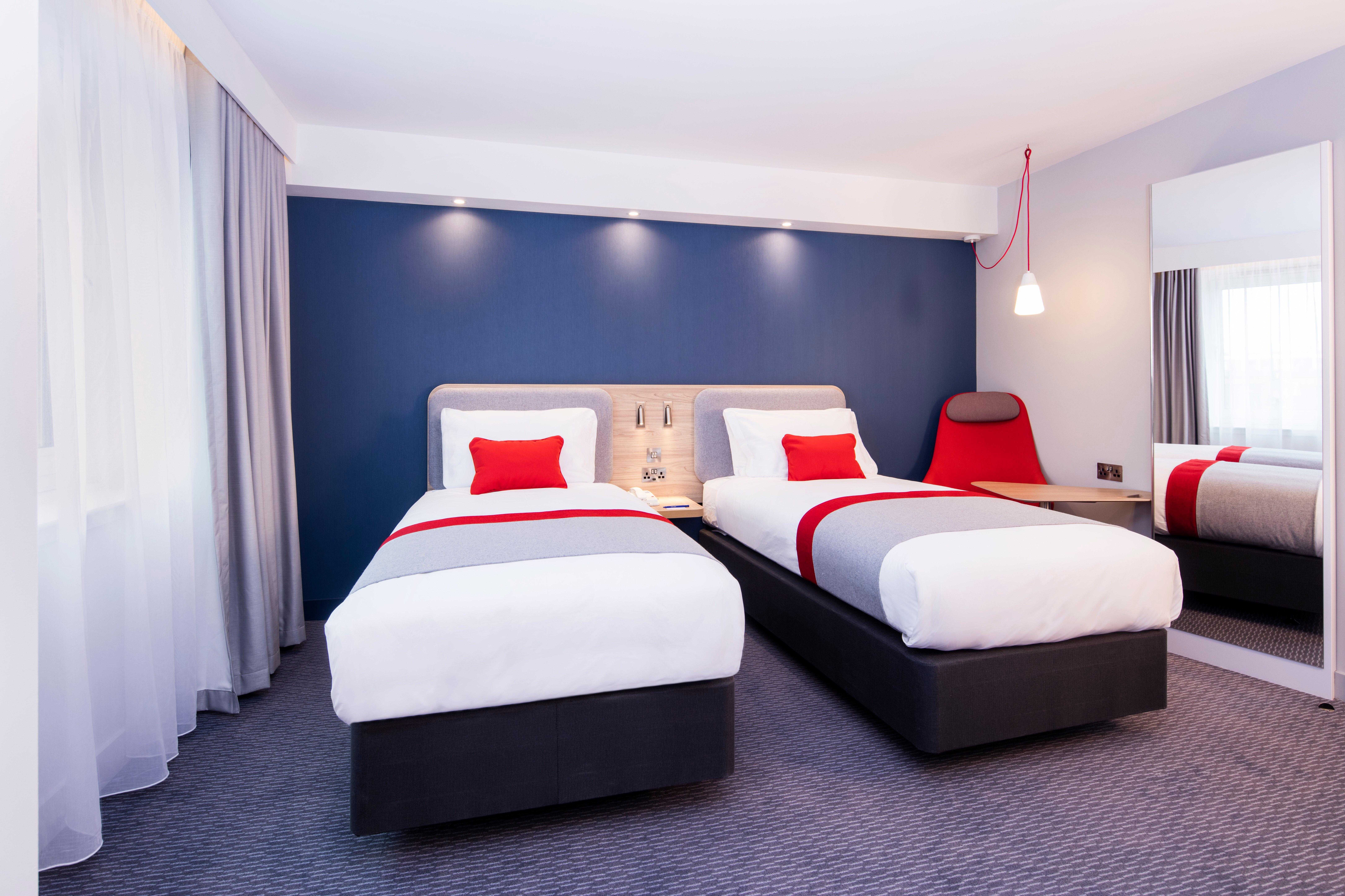 Holiday Inn Express - Manchester - Traffordcity By Ihg Urmston Esterno foto