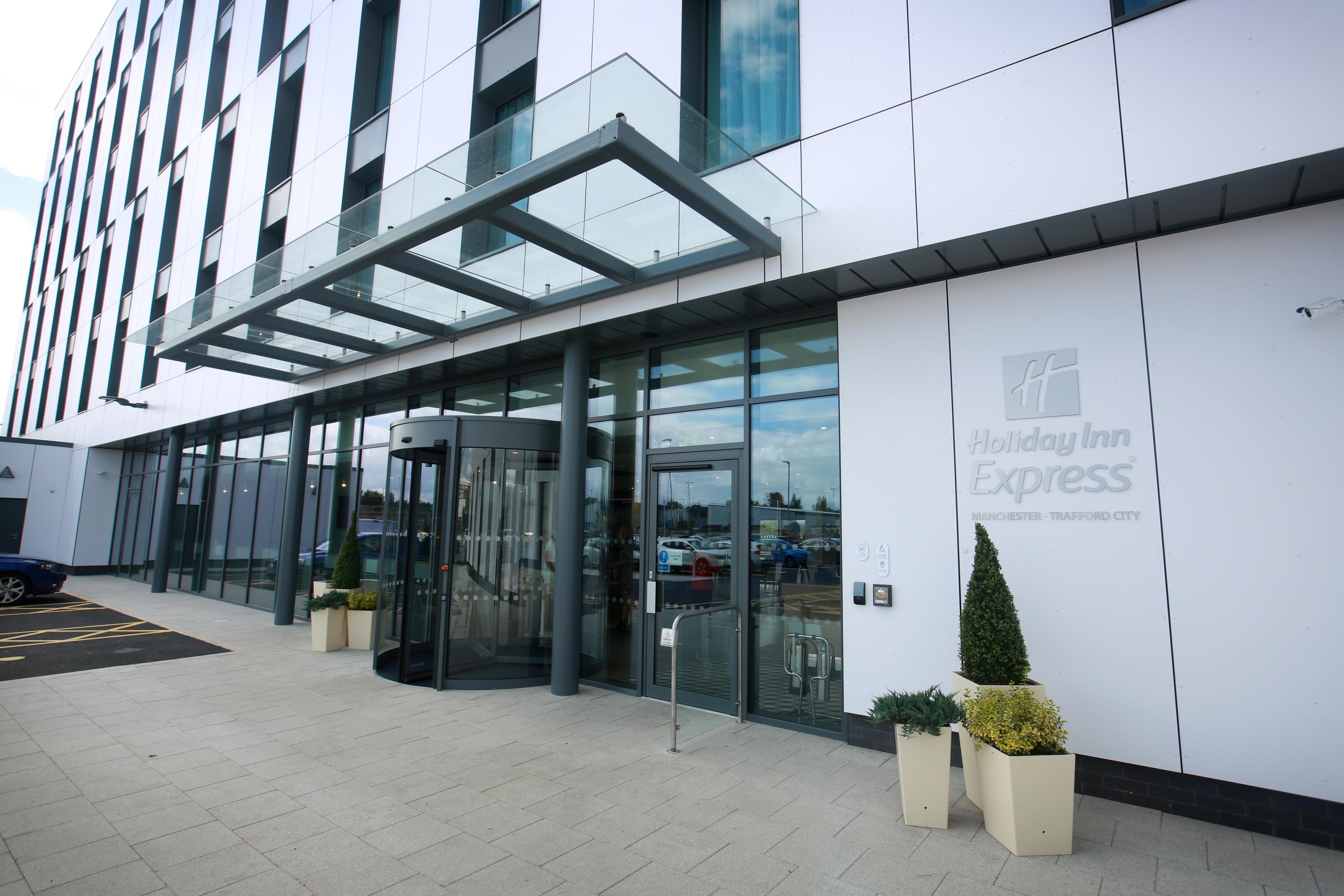 Holiday Inn Express - Manchester - Traffordcity By Ihg Urmston Esterno foto