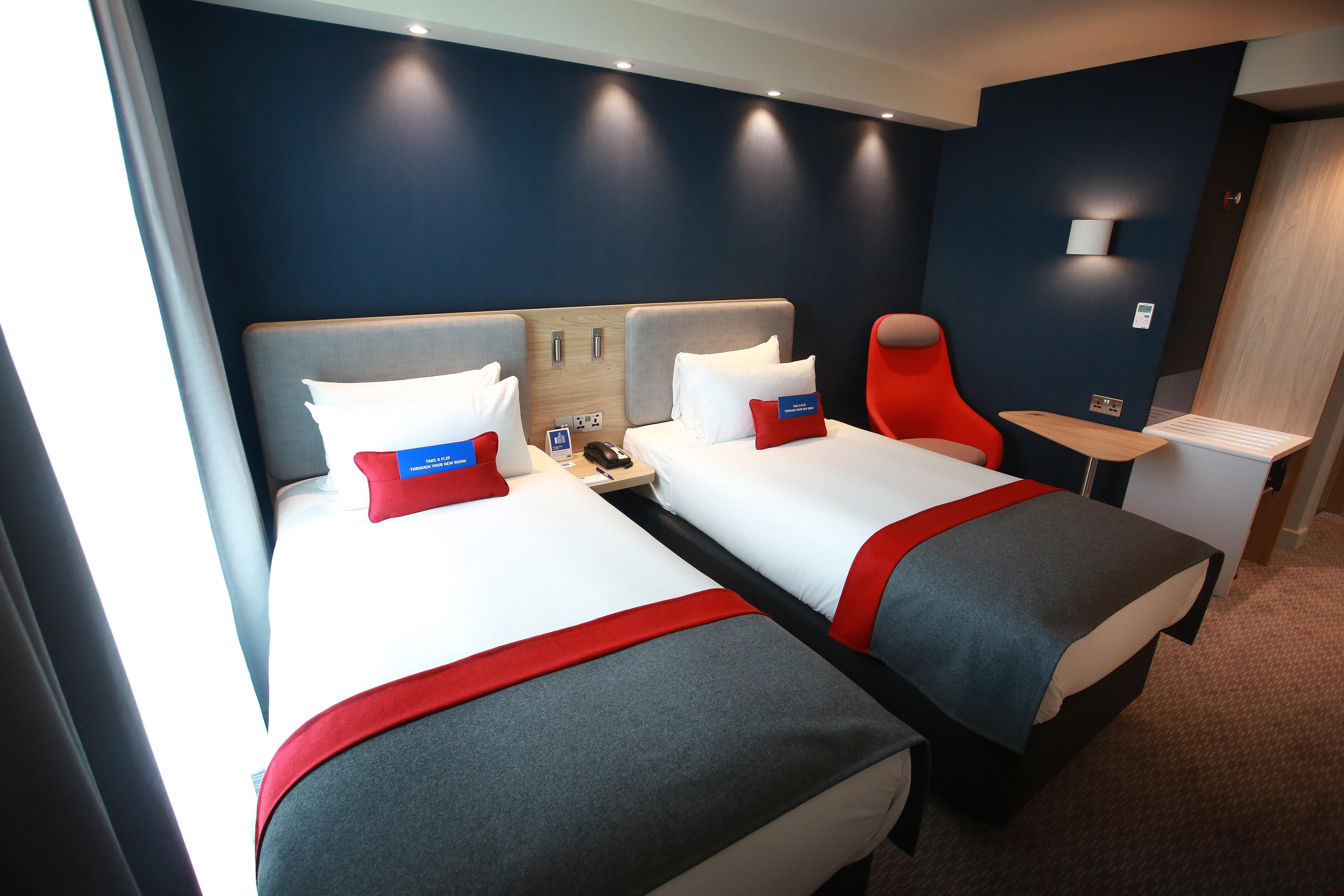 Holiday Inn Express - Manchester - Traffordcity By Ihg Urmston Esterno foto