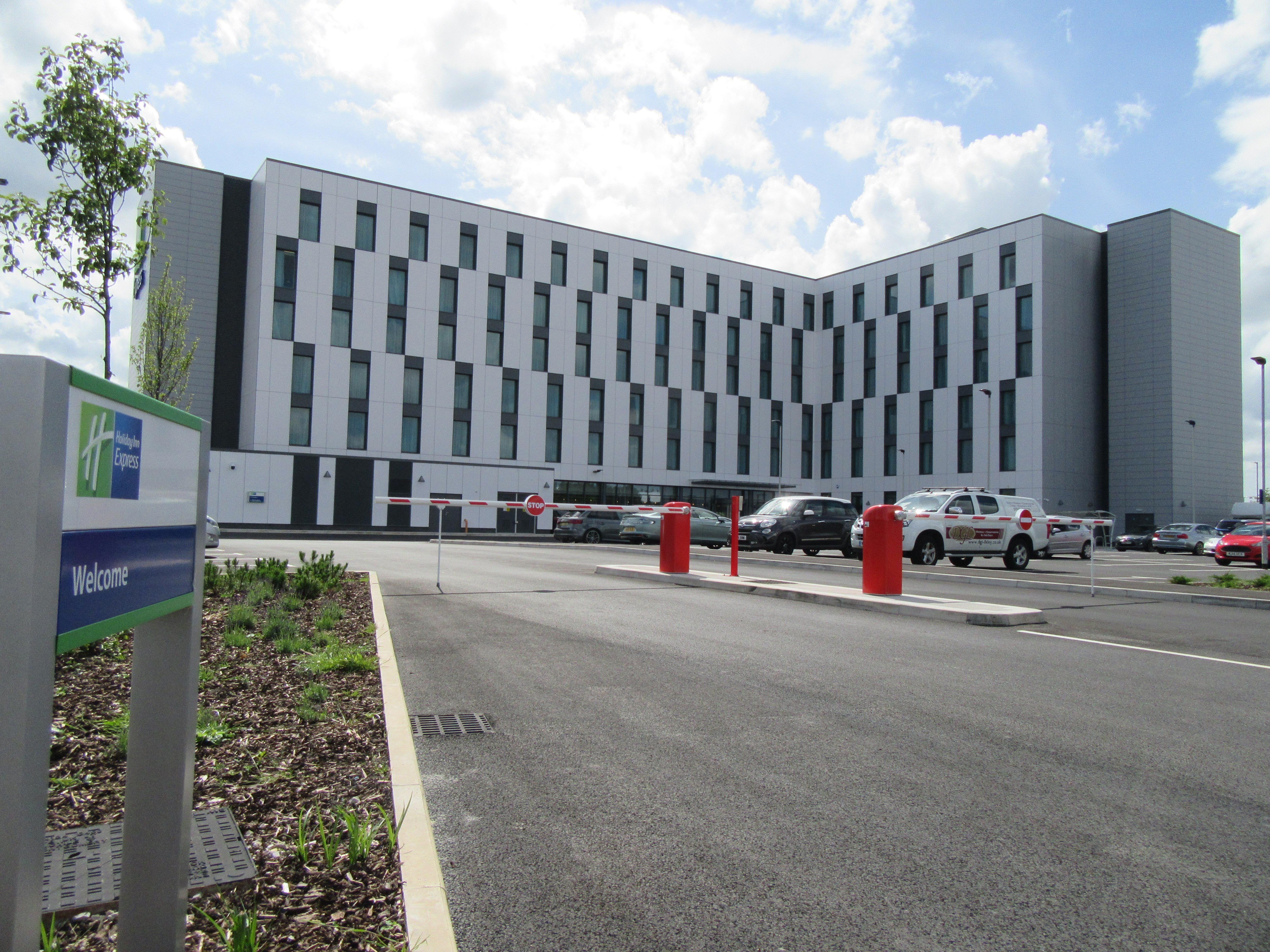Holiday Inn Express - Manchester - Traffordcity By Ihg Urmston Esterno foto