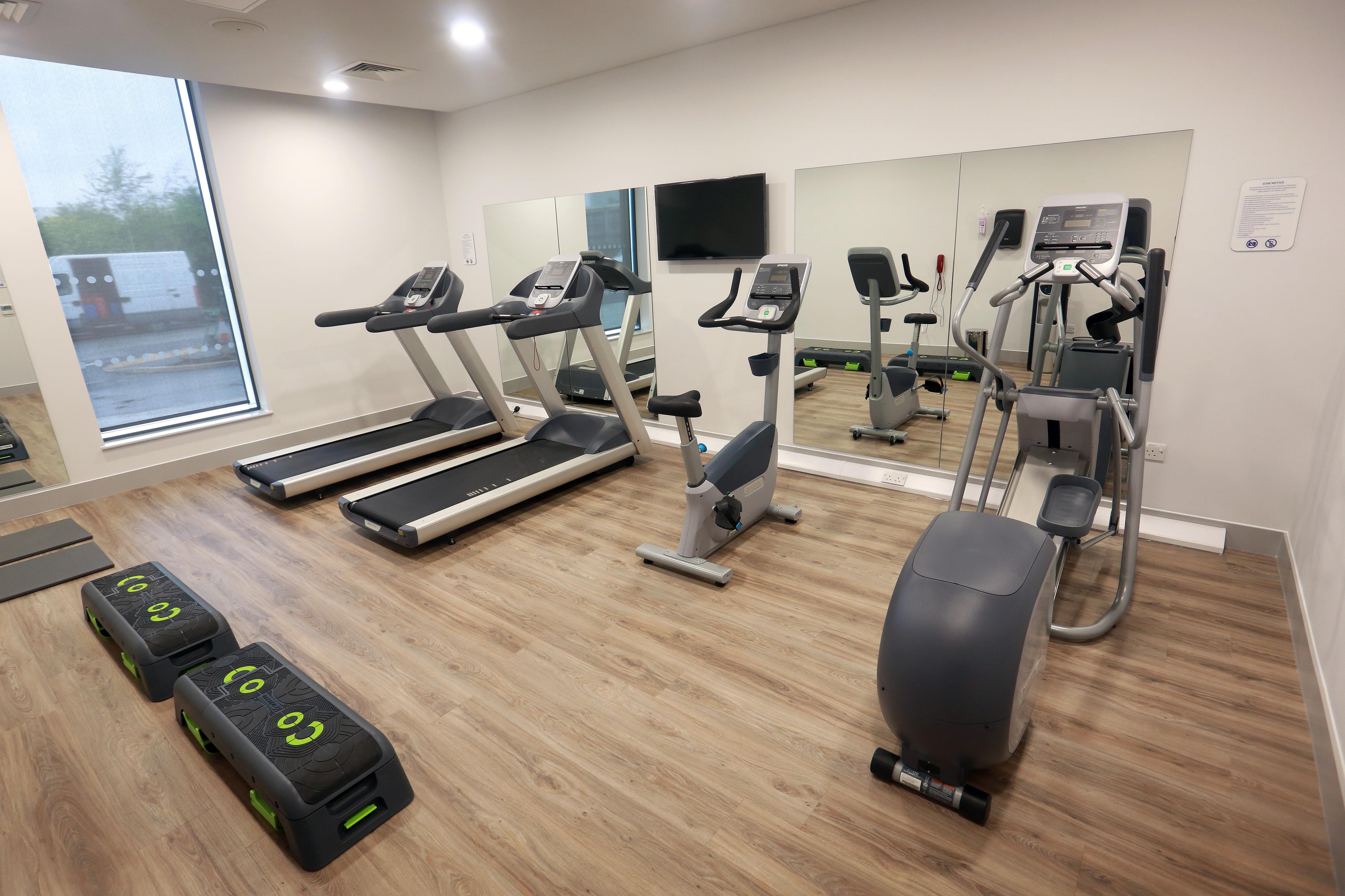 Holiday Inn Express - Manchester - Traffordcity By Ihg Urmston Esterno foto
