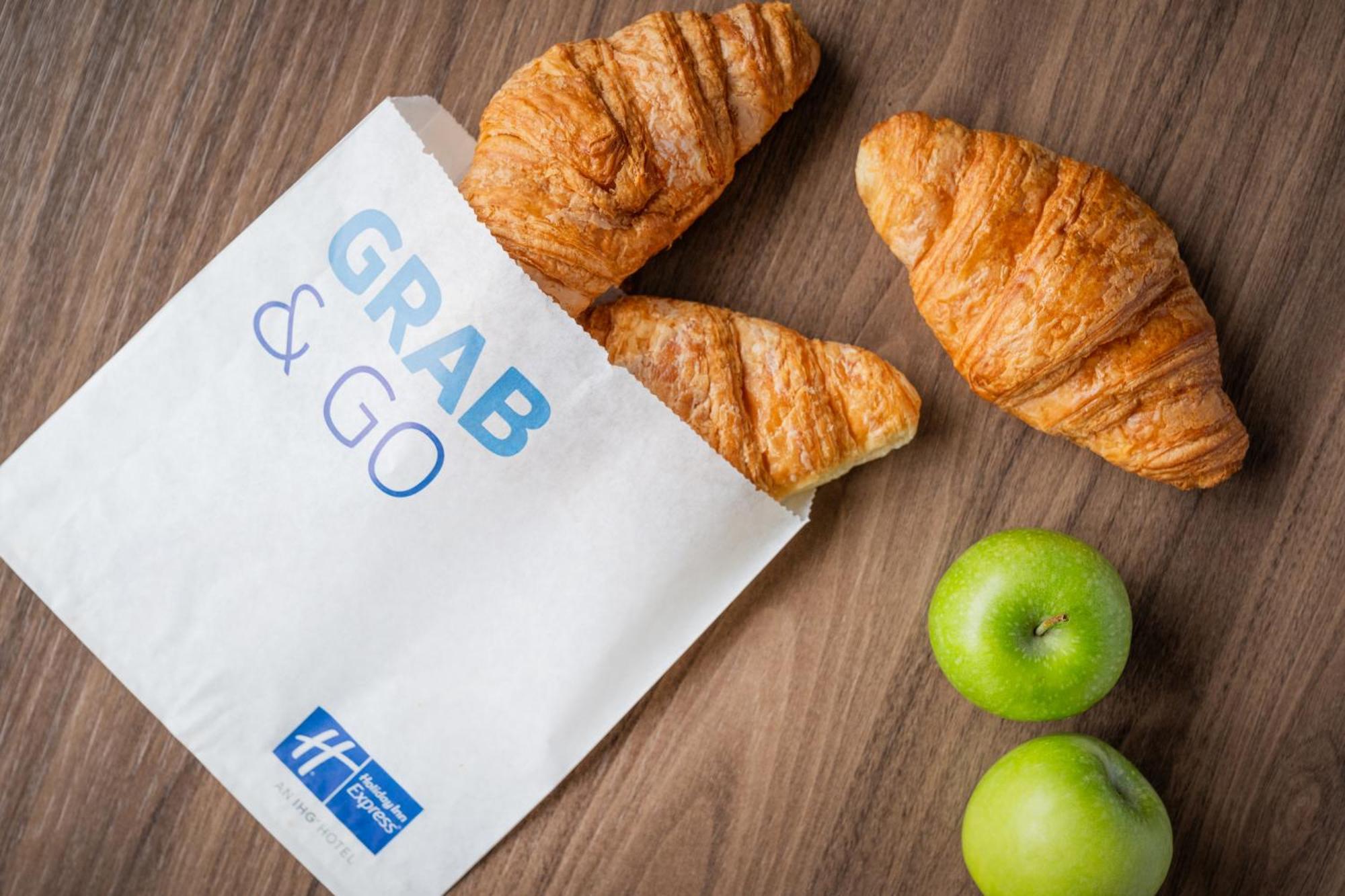 Holiday Inn Express - Manchester - Traffordcity By Ihg Urmston Esterno foto