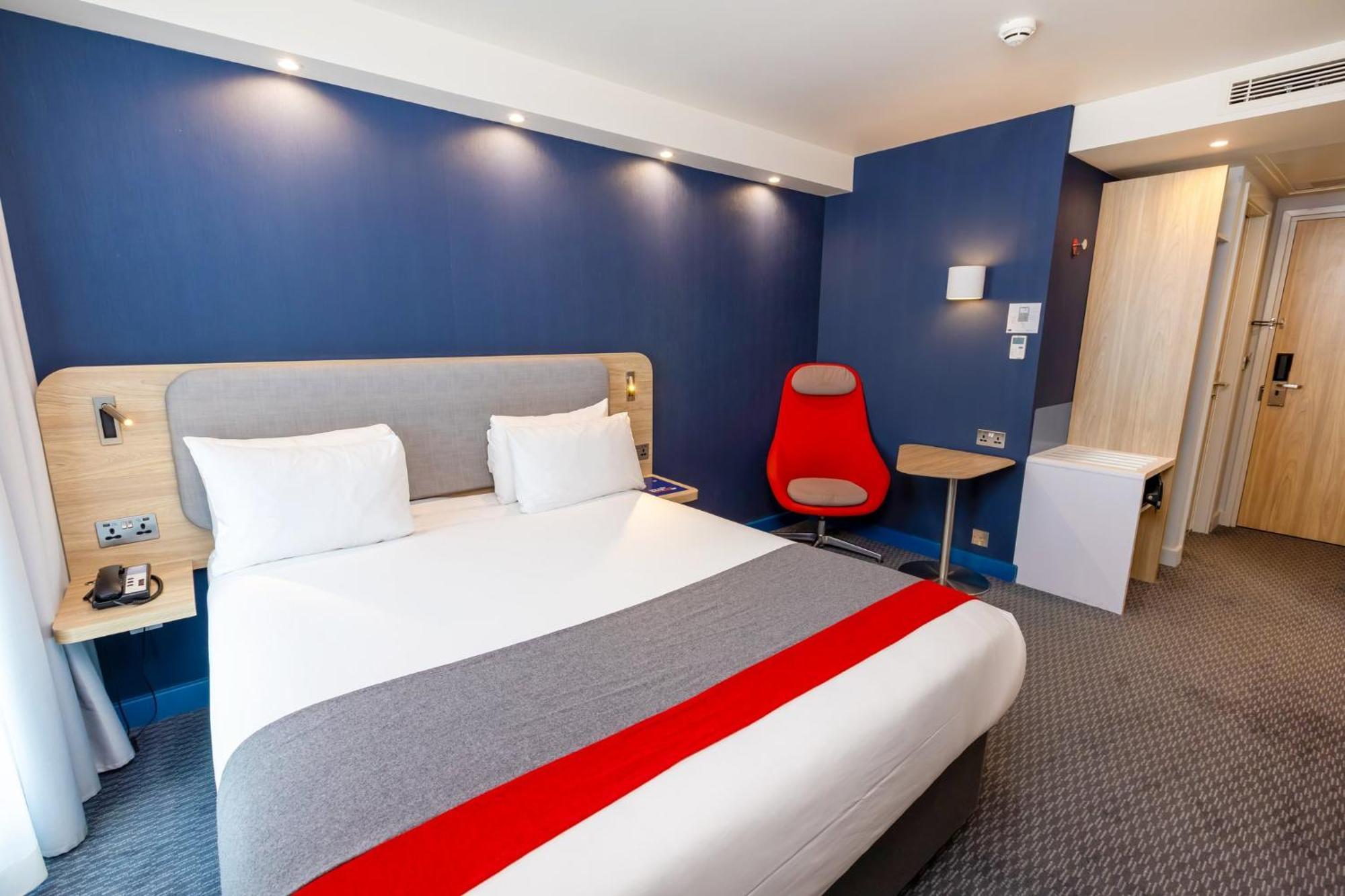 Holiday Inn Express - Manchester - Traffordcity By Ihg Urmston Esterno foto