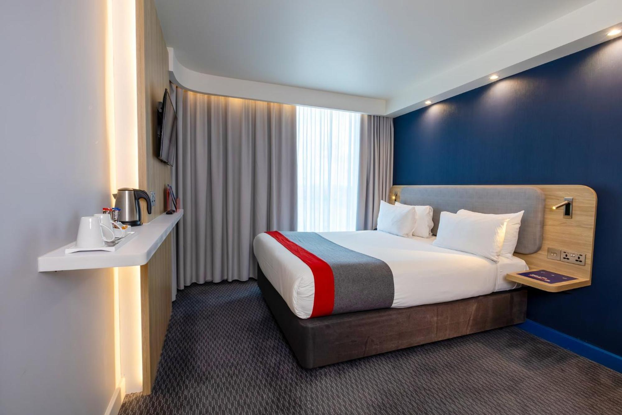 Holiday Inn Express - Manchester - Traffordcity By Ihg Urmston Esterno foto