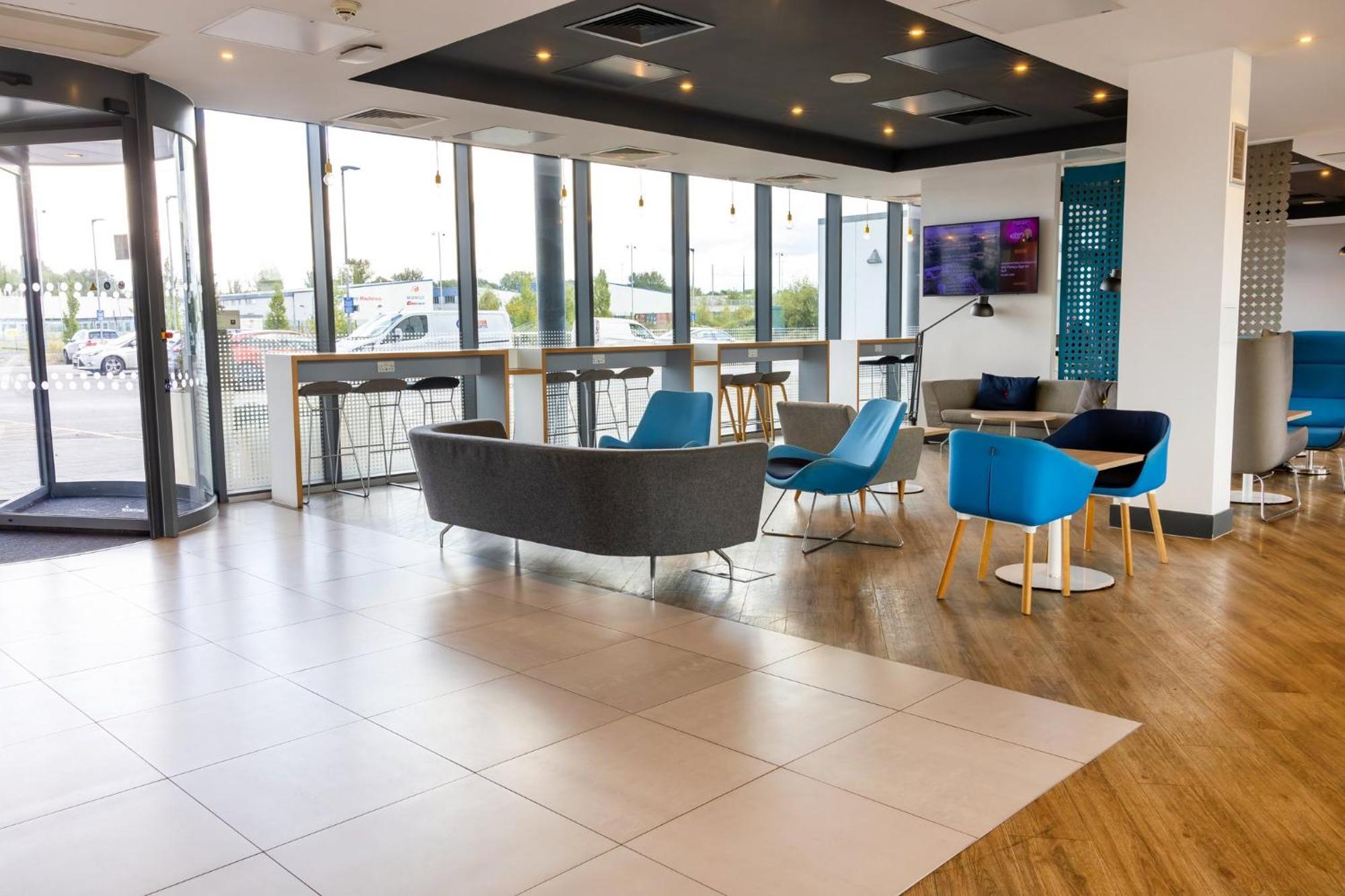 Holiday Inn Express - Manchester - Traffordcity By Ihg Urmston Esterno foto