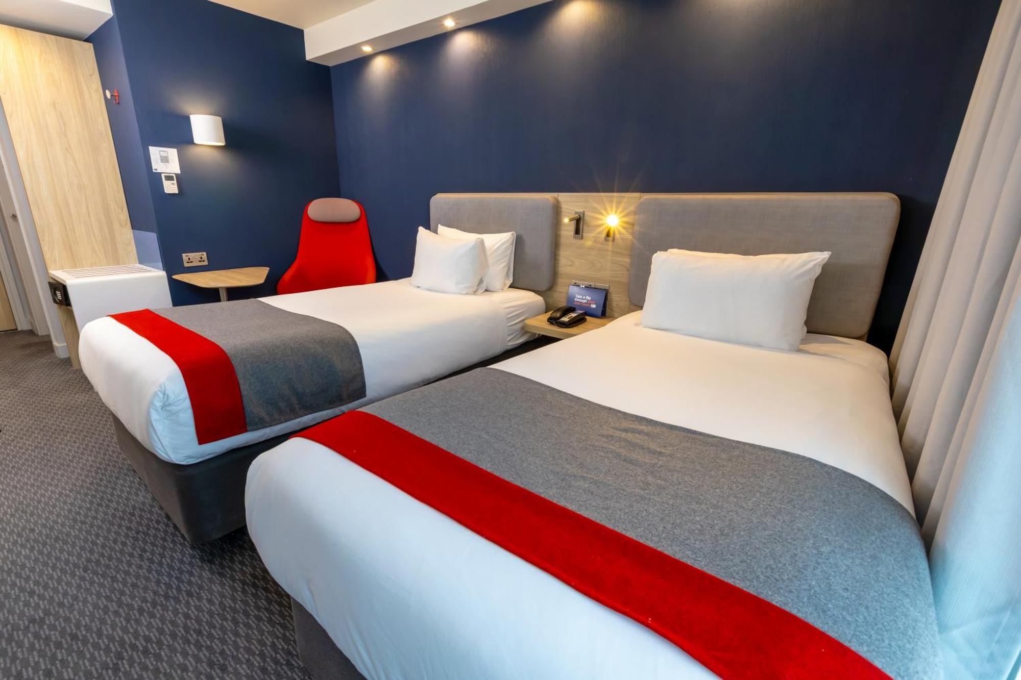 Holiday Inn Express - Manchester - Traffordcity By Ihg Urmston Esterno foto