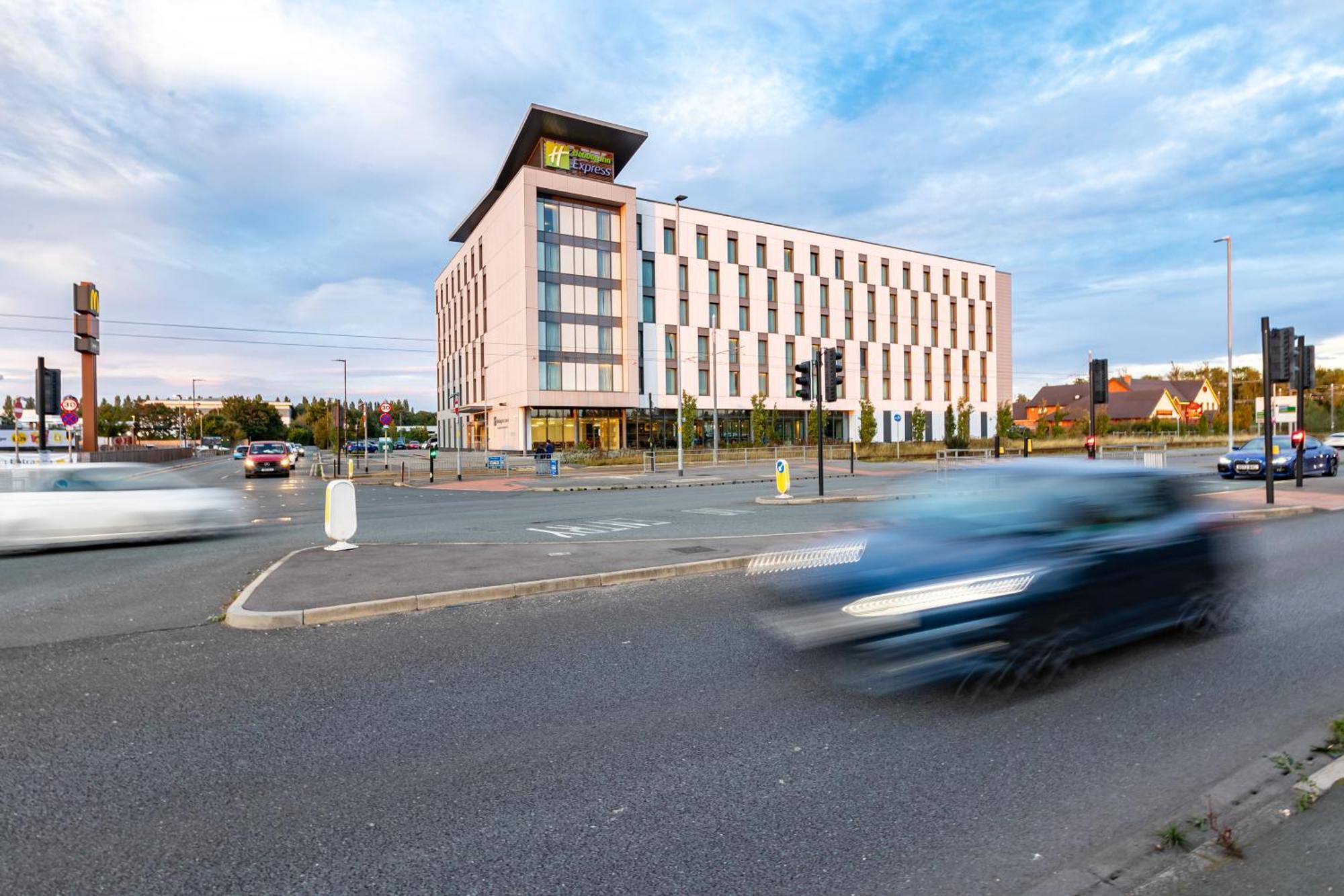 Holiday Inn Express - Manchester - Traffordcity By Ihg Urmston Esterno foto